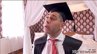 Кэнди Алекса Джаз Дуро Мишель Мойст Ебать директора - серьезное дело - порно видео